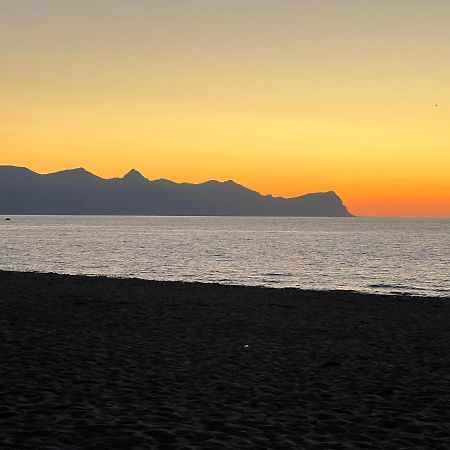 Casa Vacanze Il Girasole Balestrate Dış mekan fotoğraf