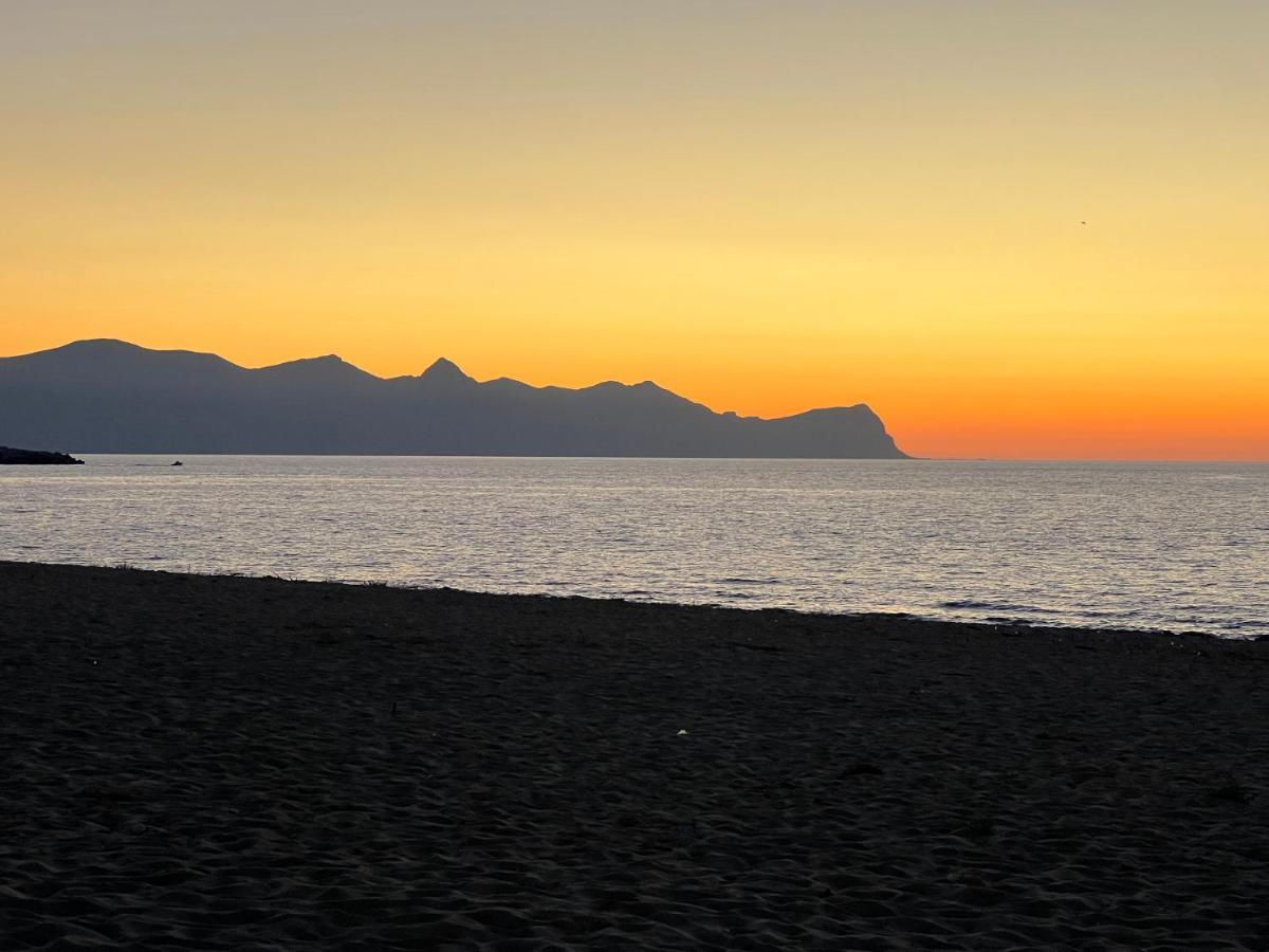 Casa Vacanze Il Girasole Balestrate Dış mekan fotoğraf